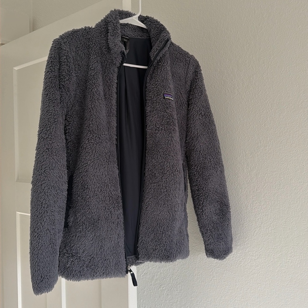Patagonia jacket. Medium grey color. Size small